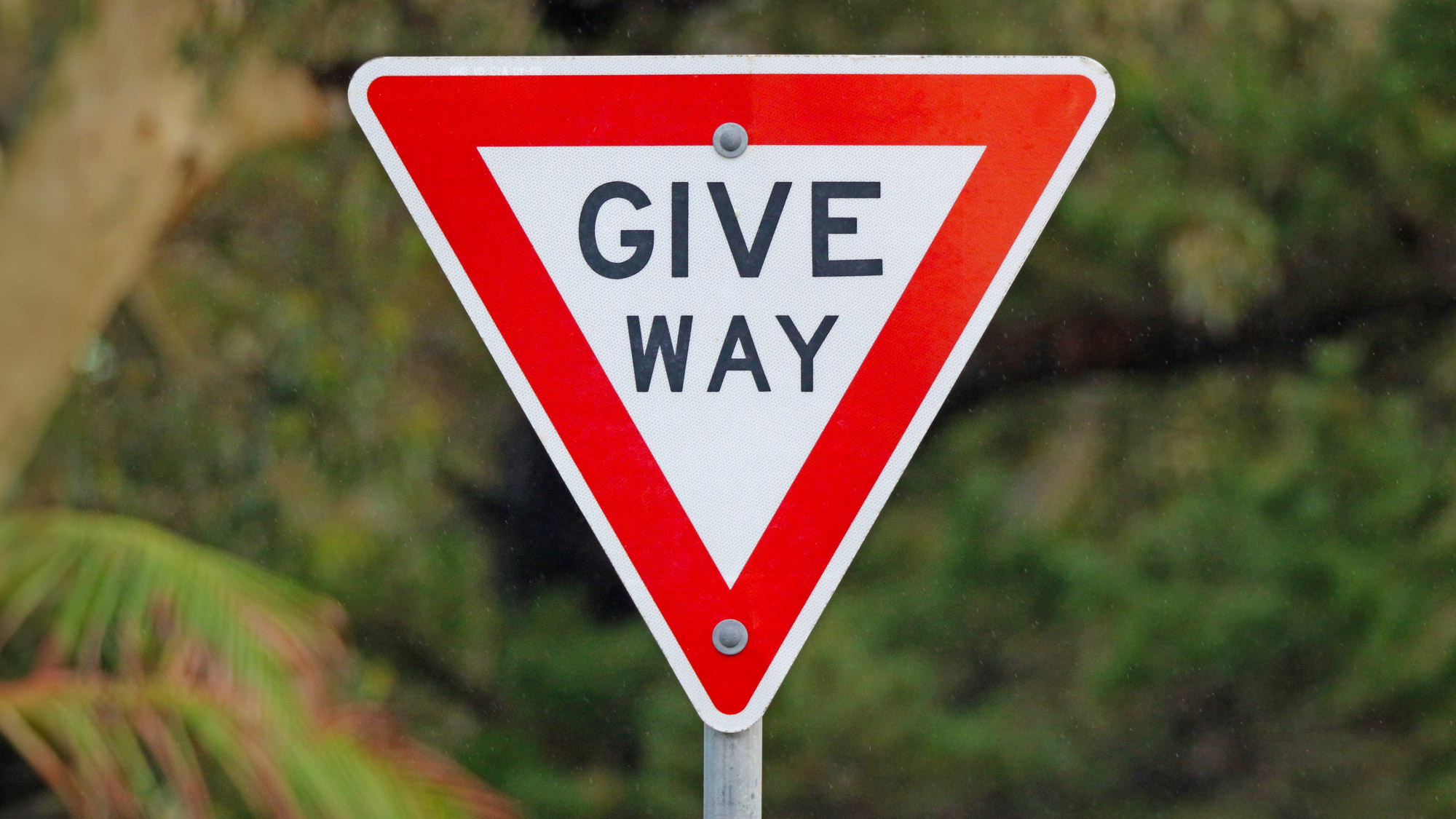 Quiz Who should give way? sa move The RAA Magazine