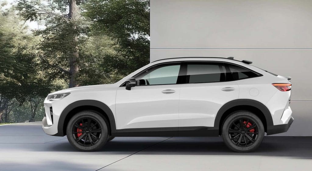 The 2025 Haval H6GT in a driveway
