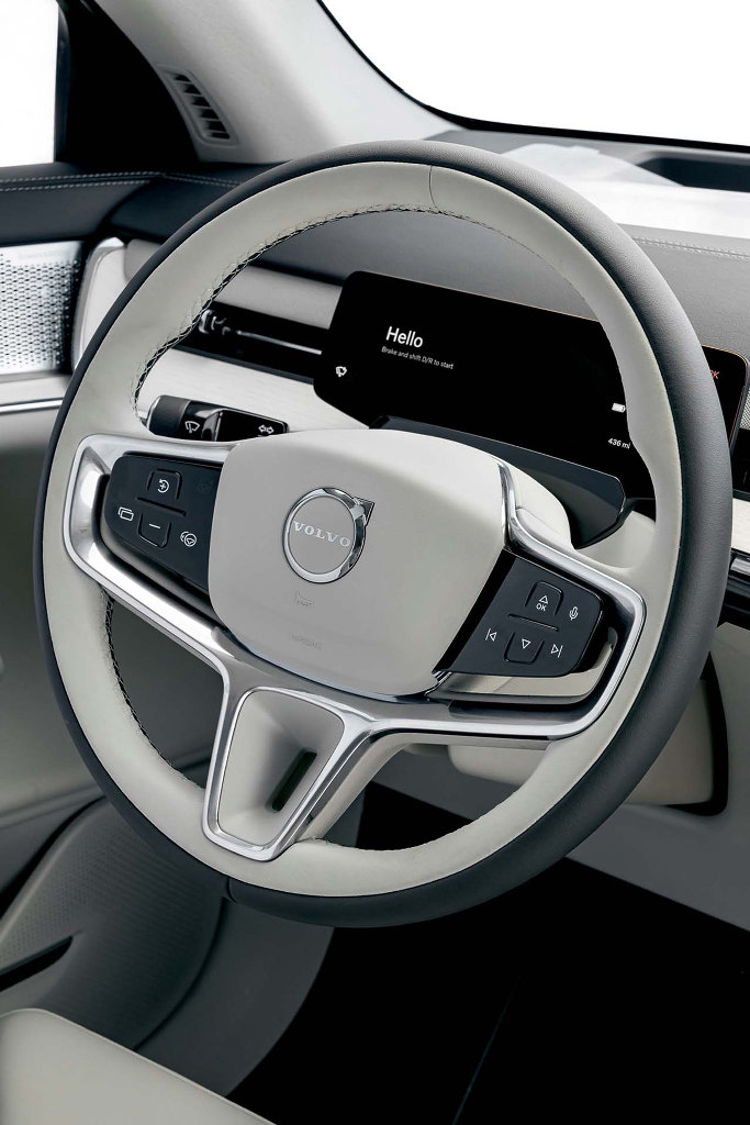 Interior of the Volvo EX90.